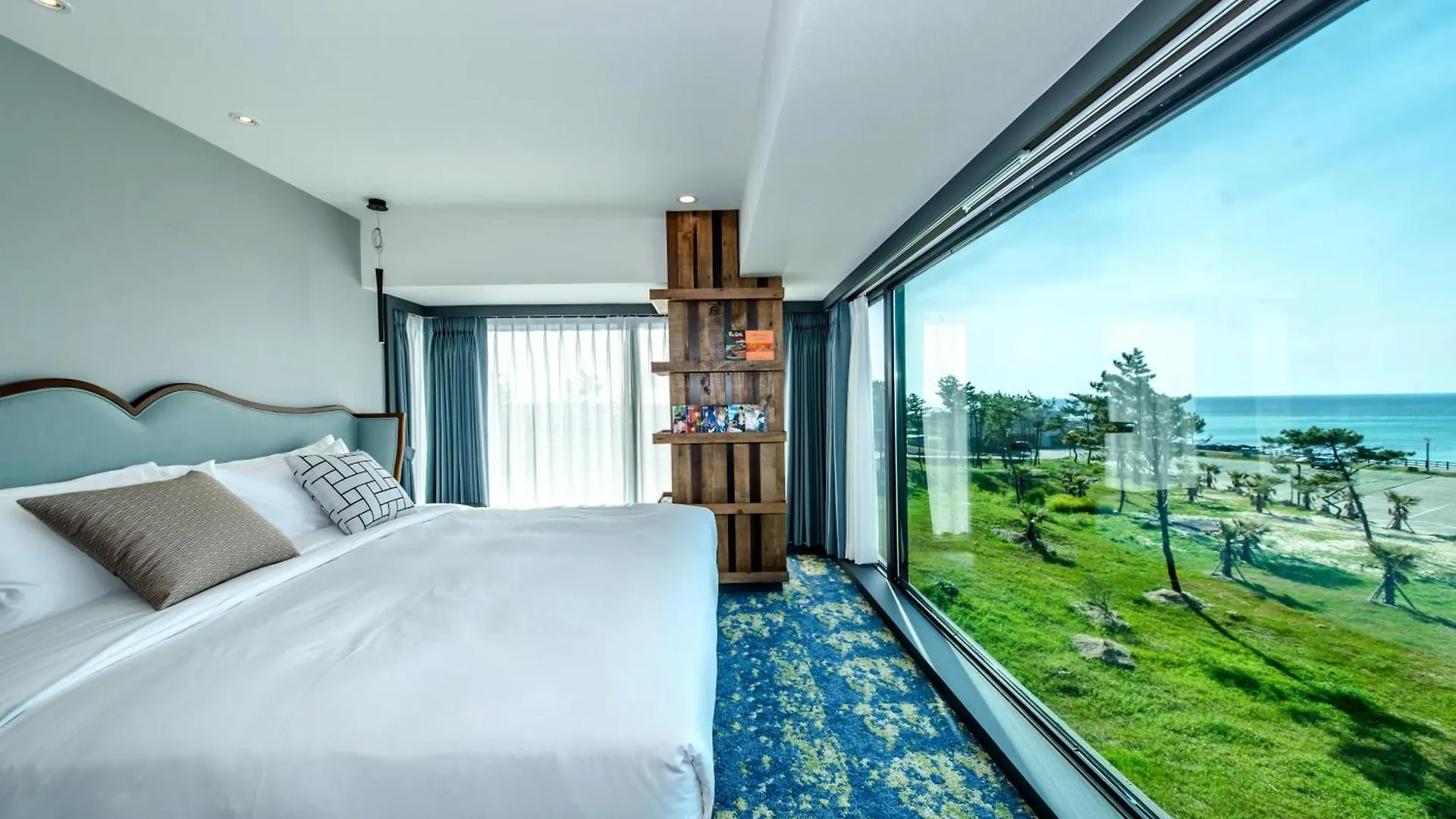 Marevo Beach Hotel Jeju