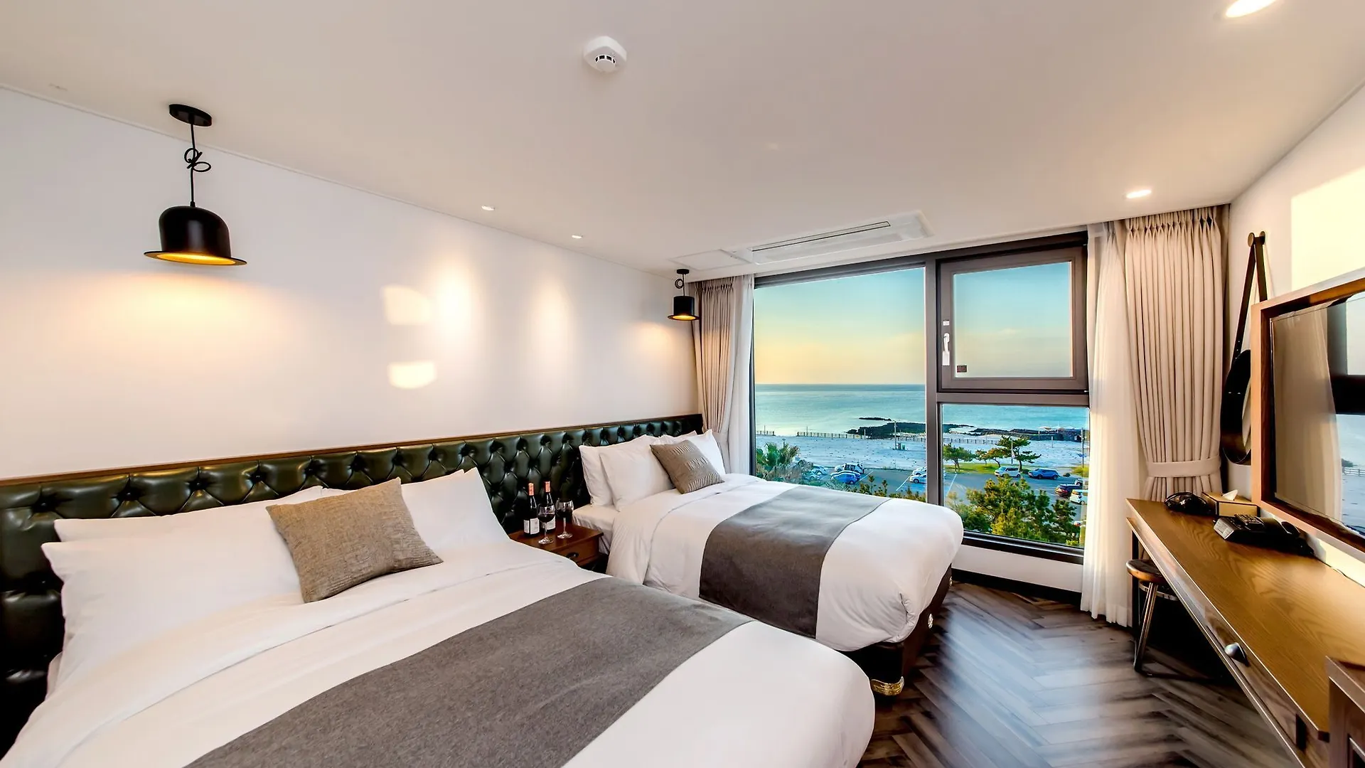 Marevo Beach Hotel Jeju