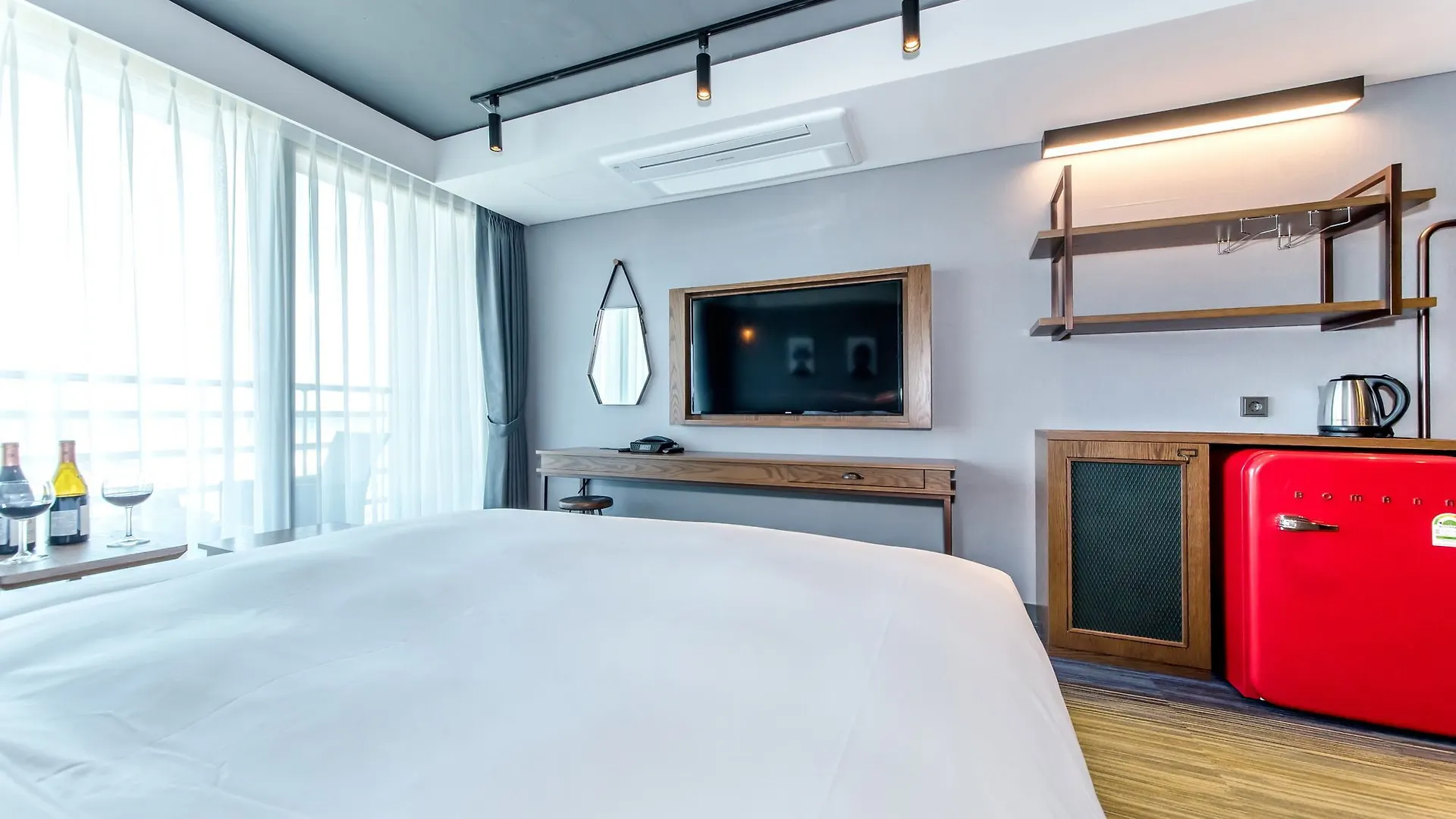 Marevo Beach Hotel Jeju